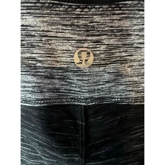 Lululemon Women's M Black Stripe Long Sleeve Pullover for Running Yoga - Picture 5 of 9